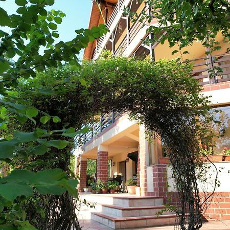 Casa Stefandra Hotel Breaza  Luaran gambar