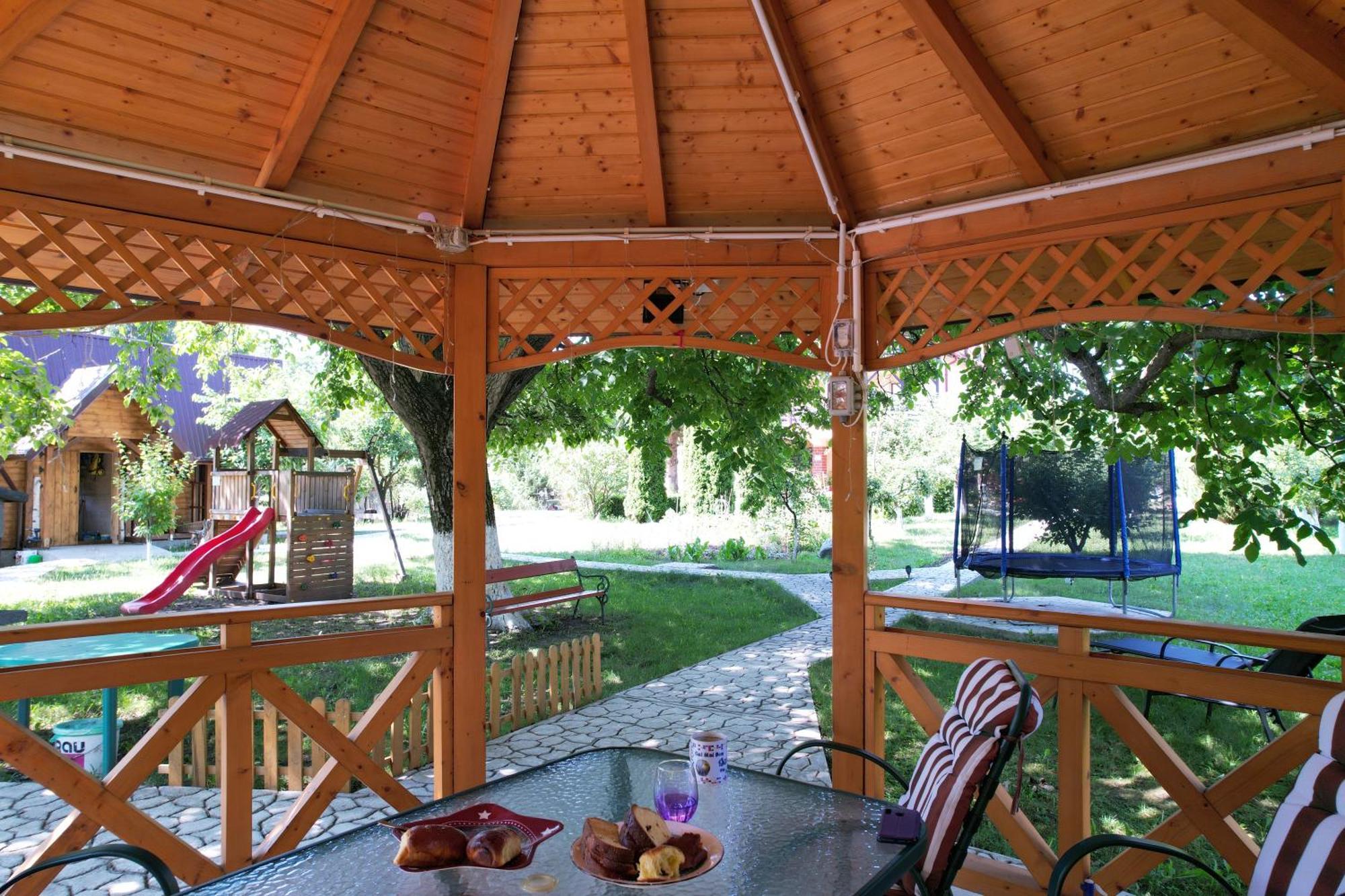 Casa Stefandra Hotel Breaza  Luaran gambar